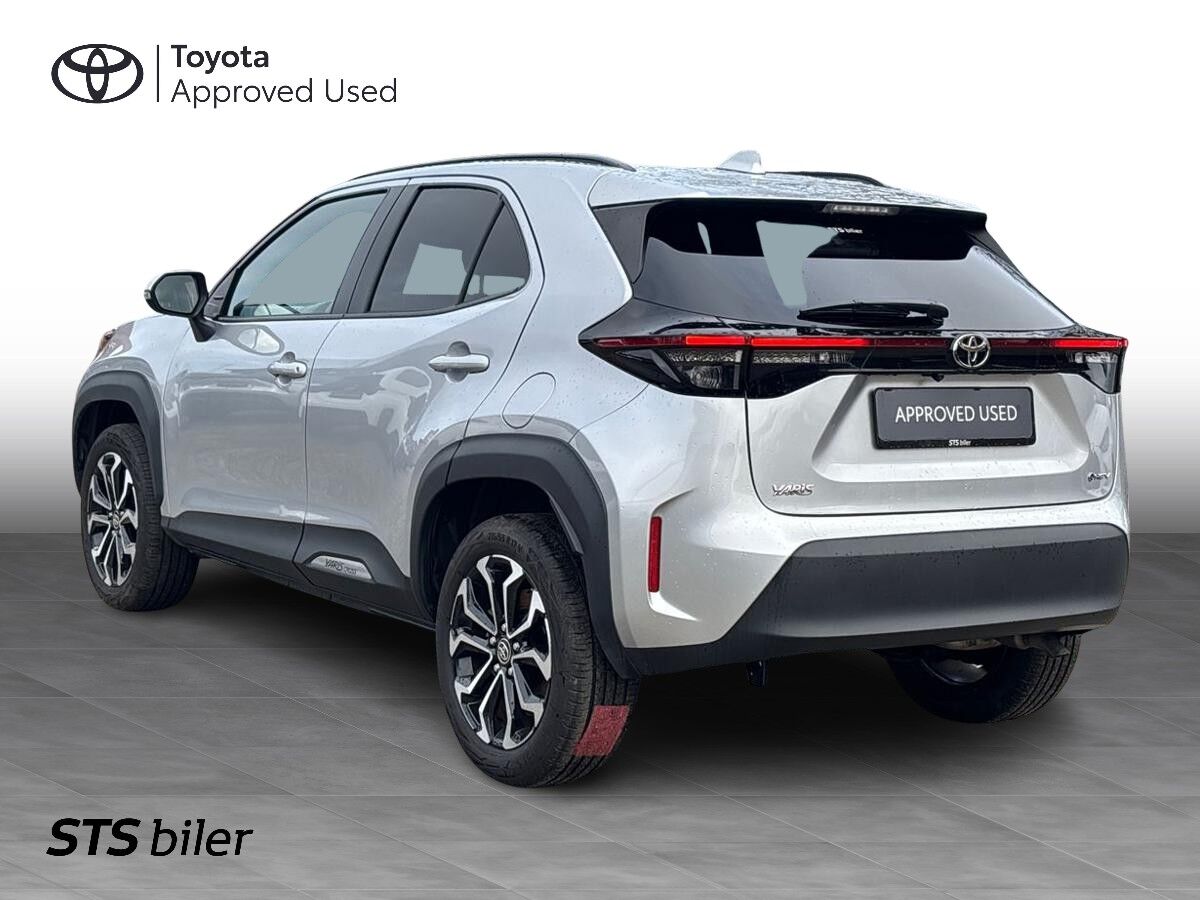 Billede af Toyota Yaris Cross 1,5 Hybrid Style Comfort 116HK 5d Trinl. Gear