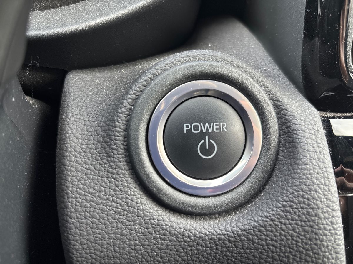 Billede af Toyota Yaris Cross 1,5 Hybrid Style Comfort 116HK 5d Trinl. Gear