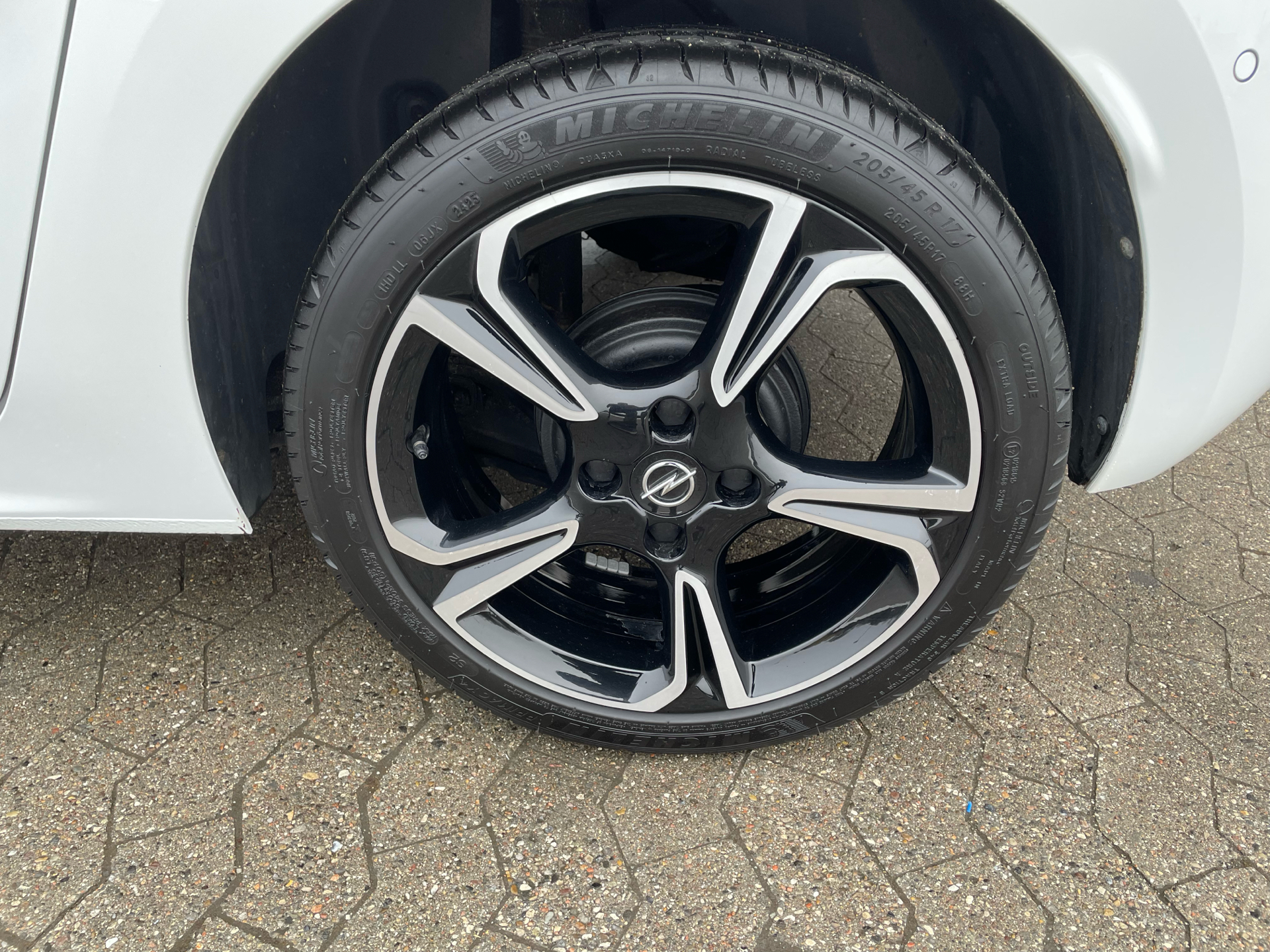 Billede af Opel Corsa 1,2 PureTech Sport 100HK 5d 6g