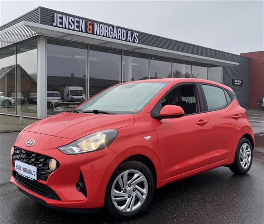 Hyundai i10 1,0 Essential 67HK 5d
