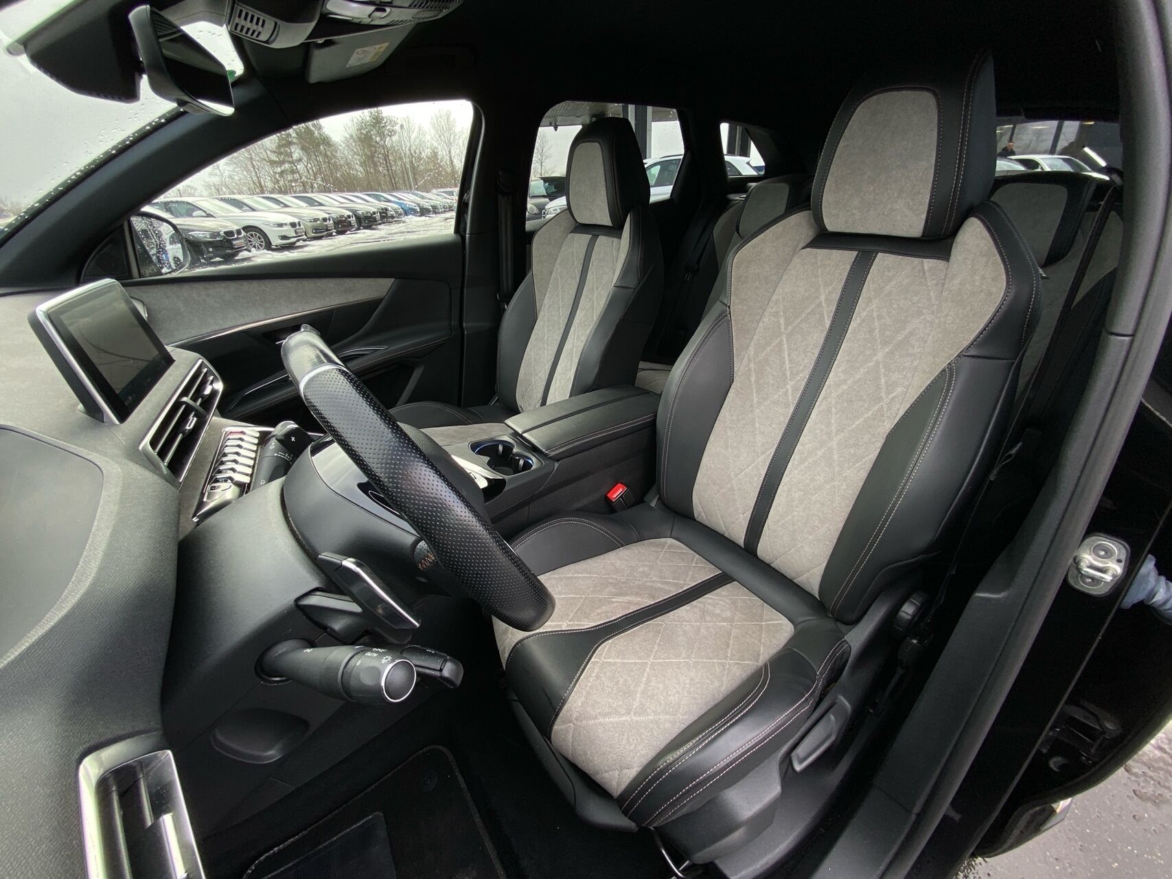 Billede af Peugeot 3008 1,6 PureTech  Plugin-hybrid GT AWD EAT8 300HK 5d 8g Aut.