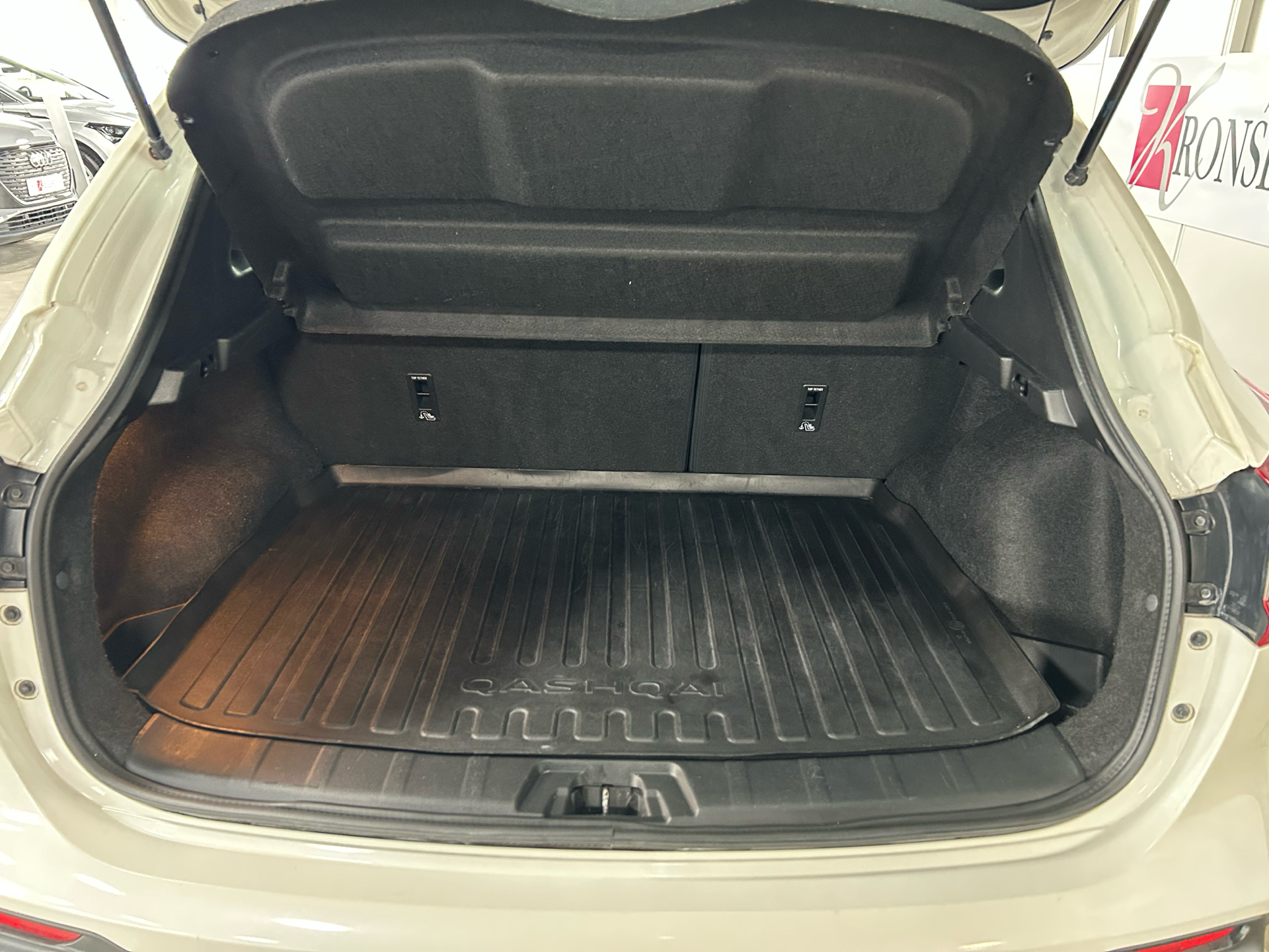 Billede af Nissan Qashqai 1,3 Dig-T Tekna+ NNC Display 140HK 5d 6g