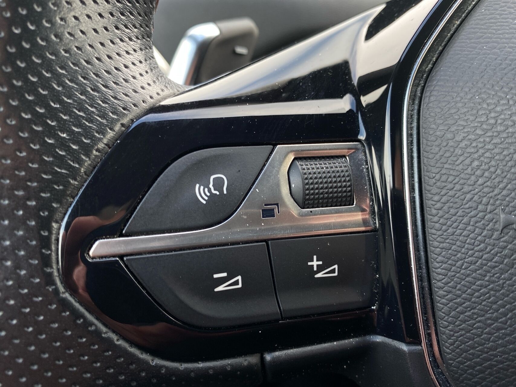 Billede af Peugeot 3008 1,6 PureTech  Plugin-hybrid GT AWD EAT8 300HK 5d 8g Aut.