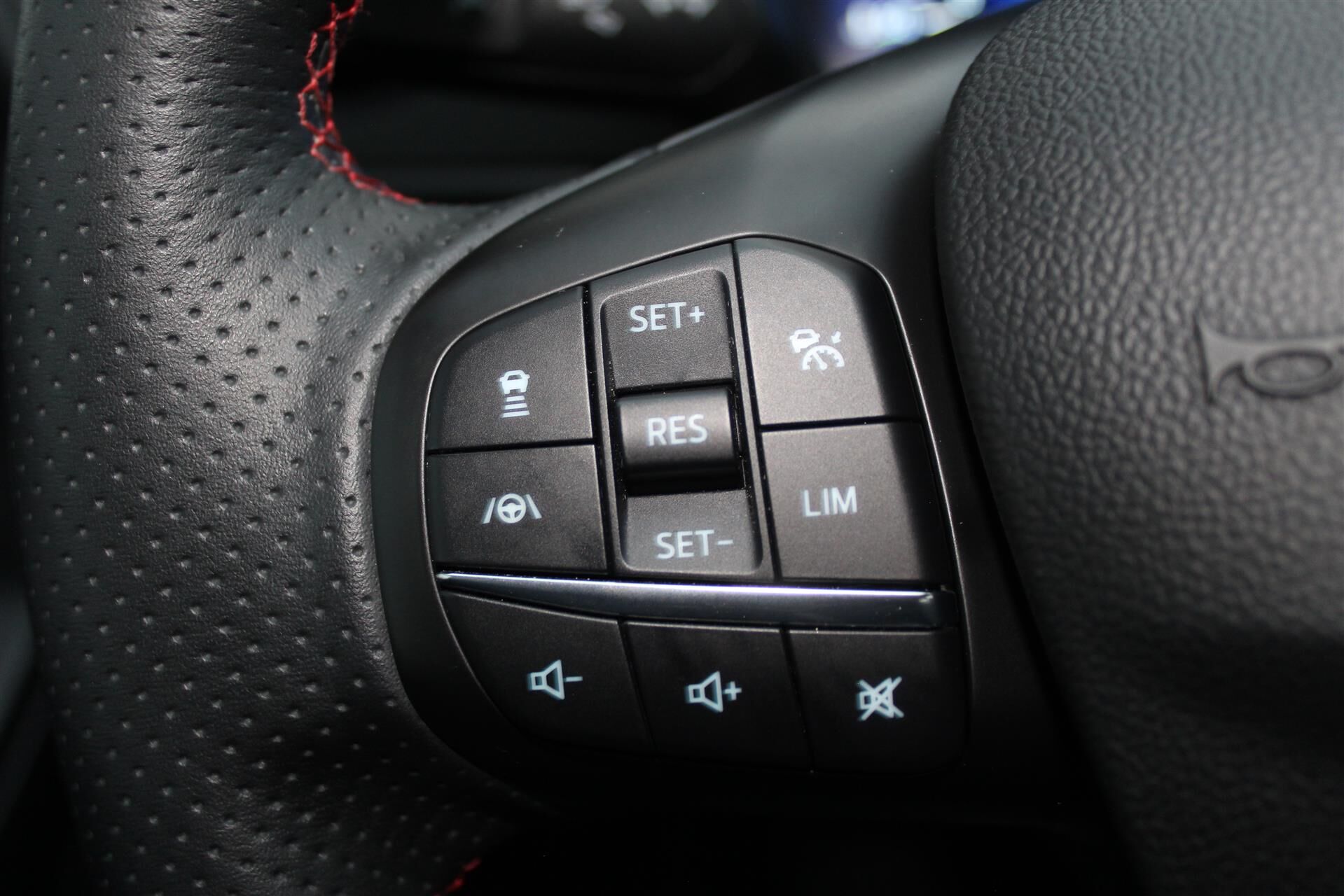 Billede af Ford Kuga 2,5 Plugin-hybrid ST-Line X CVT 225HK 5d Trinl. Gear