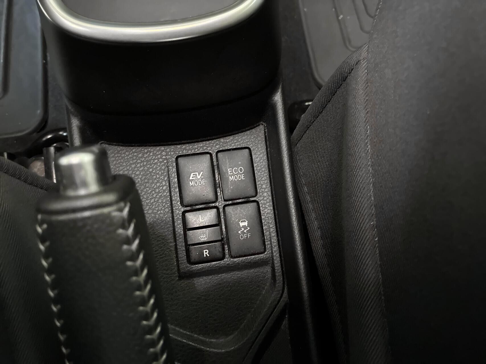 Billede af Toyota Yaris 1,5 Hybrid H2 Limited E-CVT 100HK 5d Trinl. Gear