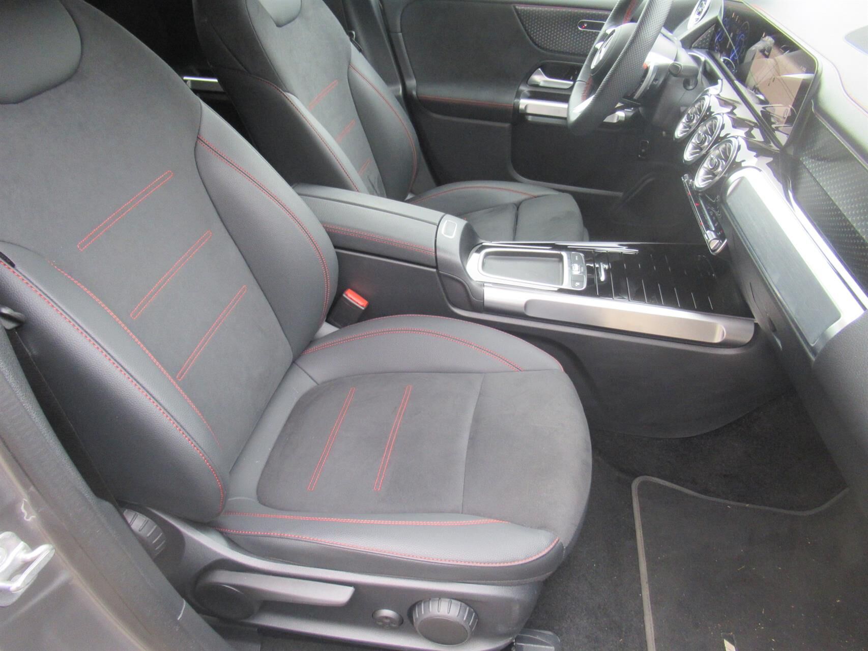 Billede af Mercedes-Benz EQB 250+ EL AMG Edition 190HK 5d Aut.