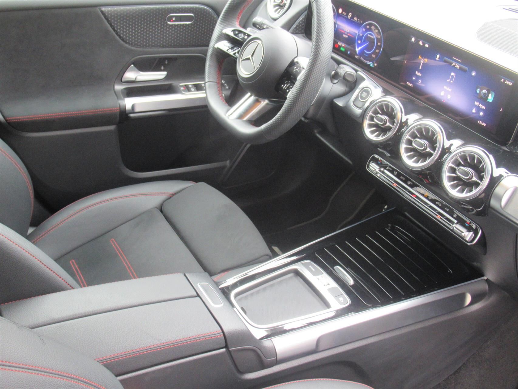 Billede af Mercedes-Benz EQB 250+ EL AMG Edition 190HK 5d Aut.