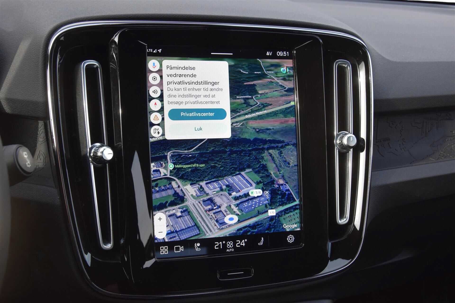 Billede af Volvo XC40 P6 Recharge Core 231HK 5d Aut.