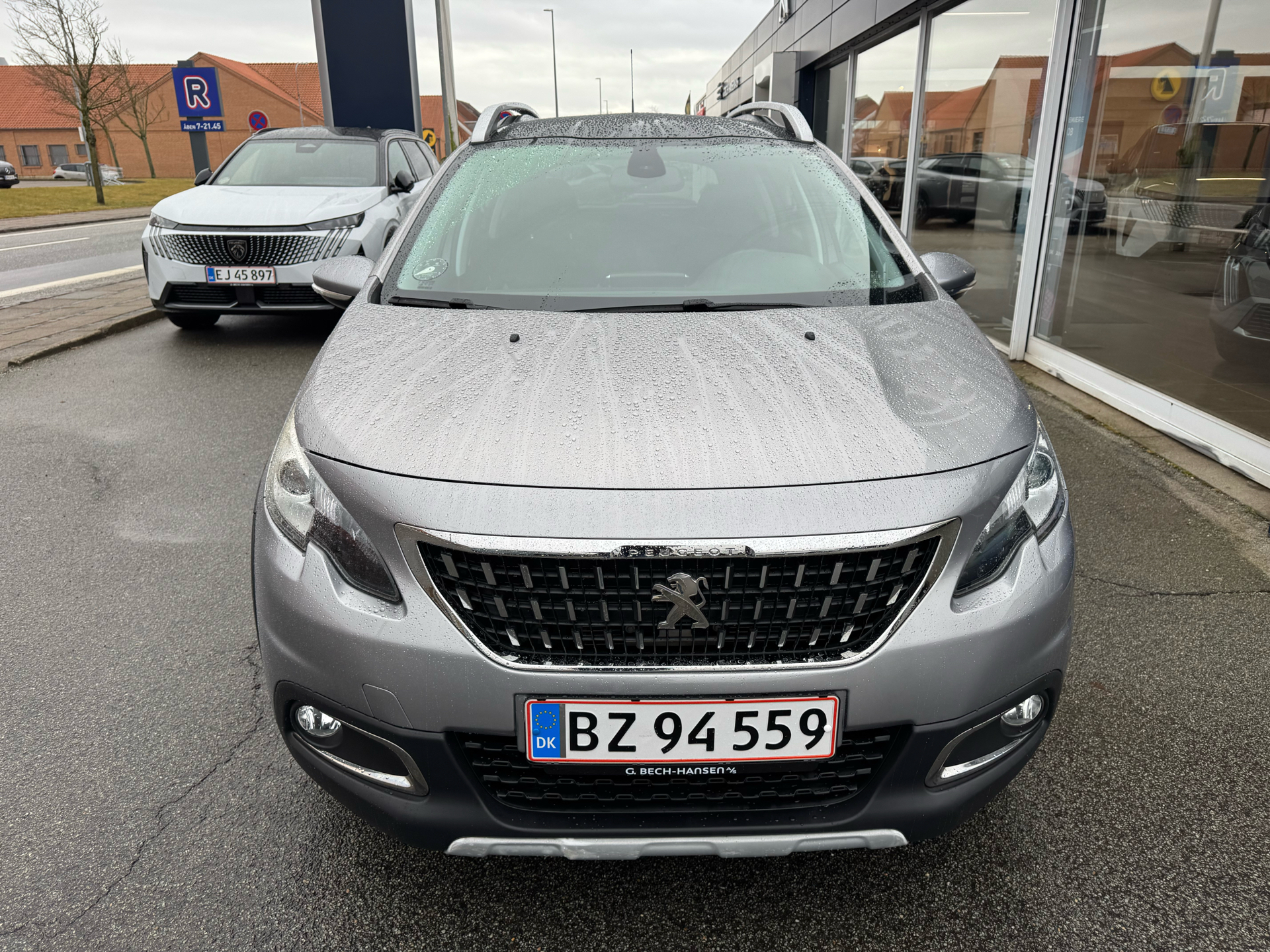 Billede af Peugeot 2008 1,2 e-THP Selection Sky 110HK 5d