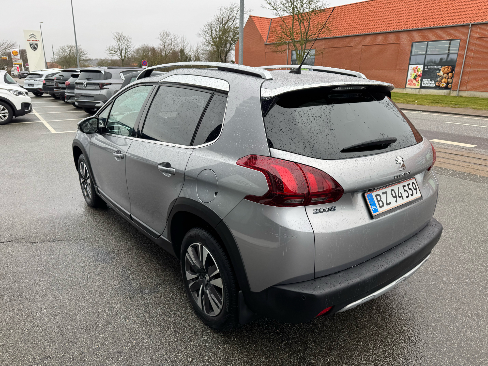Billede af Peugeot 2008 1,2 e-THP Selection Sky 110HK 5d