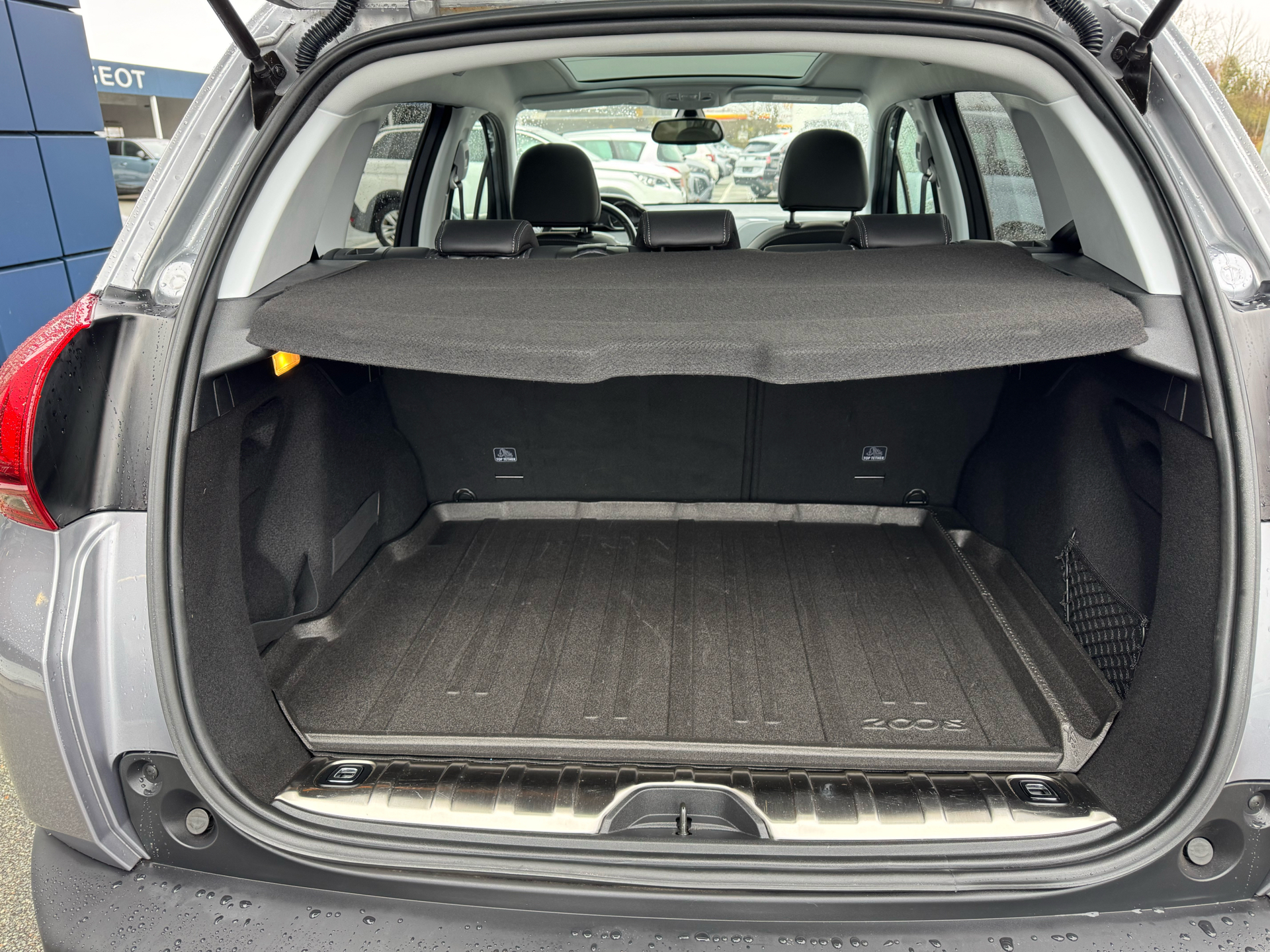 Billede af Peugeot 2008 1,2 e-THP Selection Sky 110HK 5d