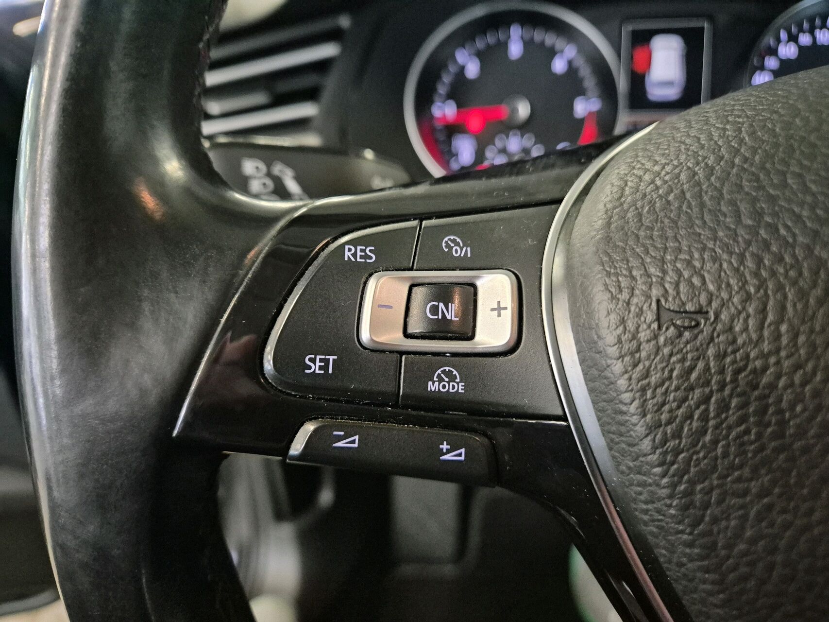 Billede af VW Passat Variant 2,0 TDI BMT Trendline 150HK Stc 6g