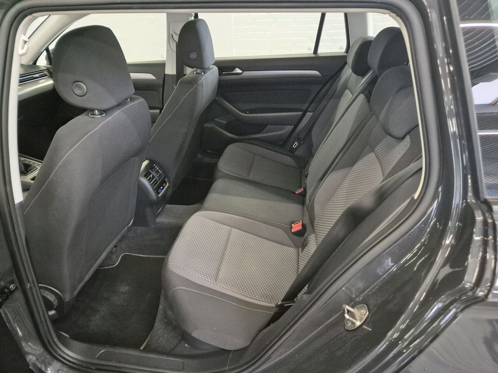 Billede af VW Passat Variant 2,0 TDI BMT Trendline 150HK Stc 6g