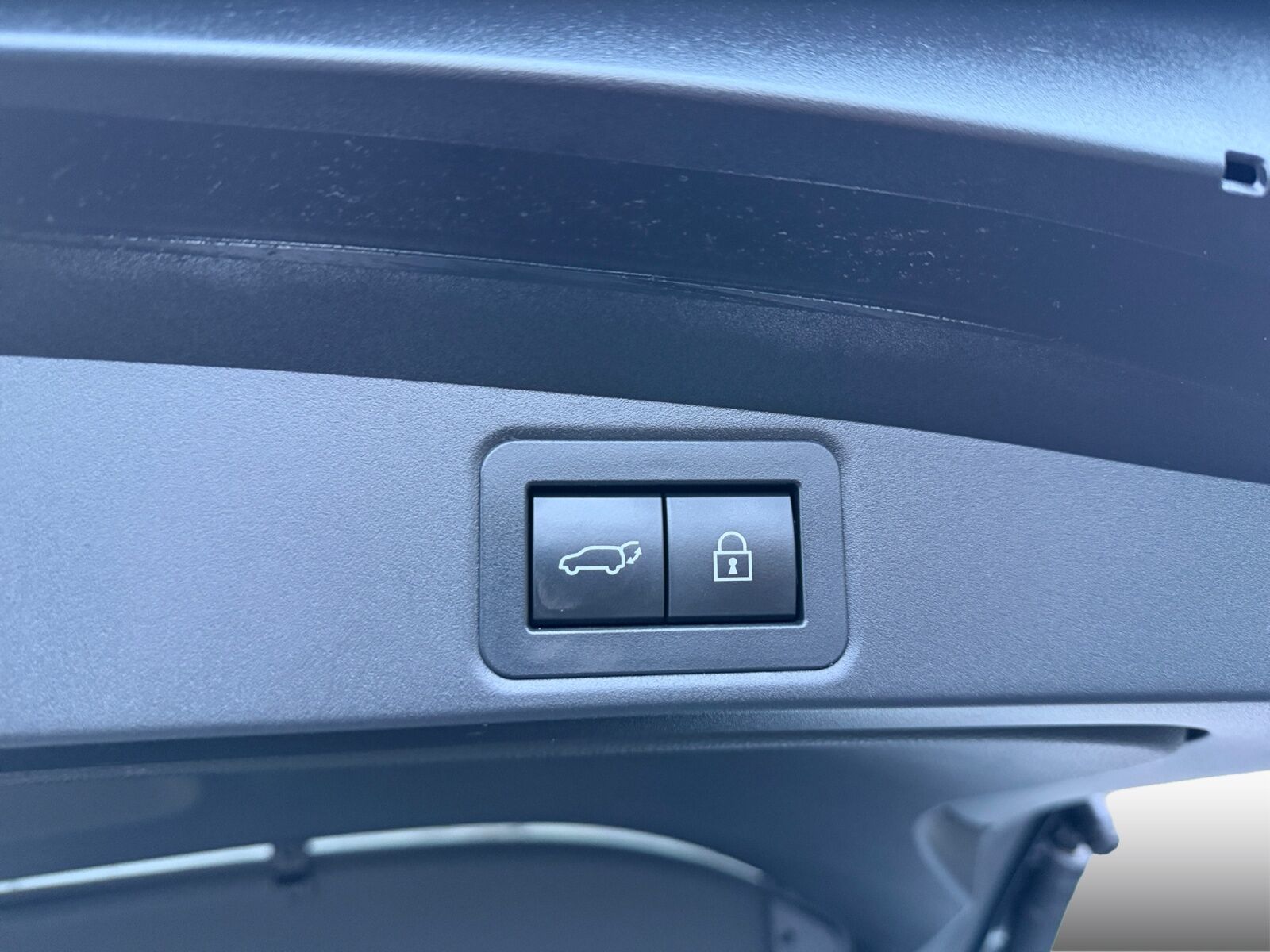 Billede af Toyota Corolla Touring Sports 1,8 Hybrid H3 Premium E-CVT 122HK Stc Trinl. Gear