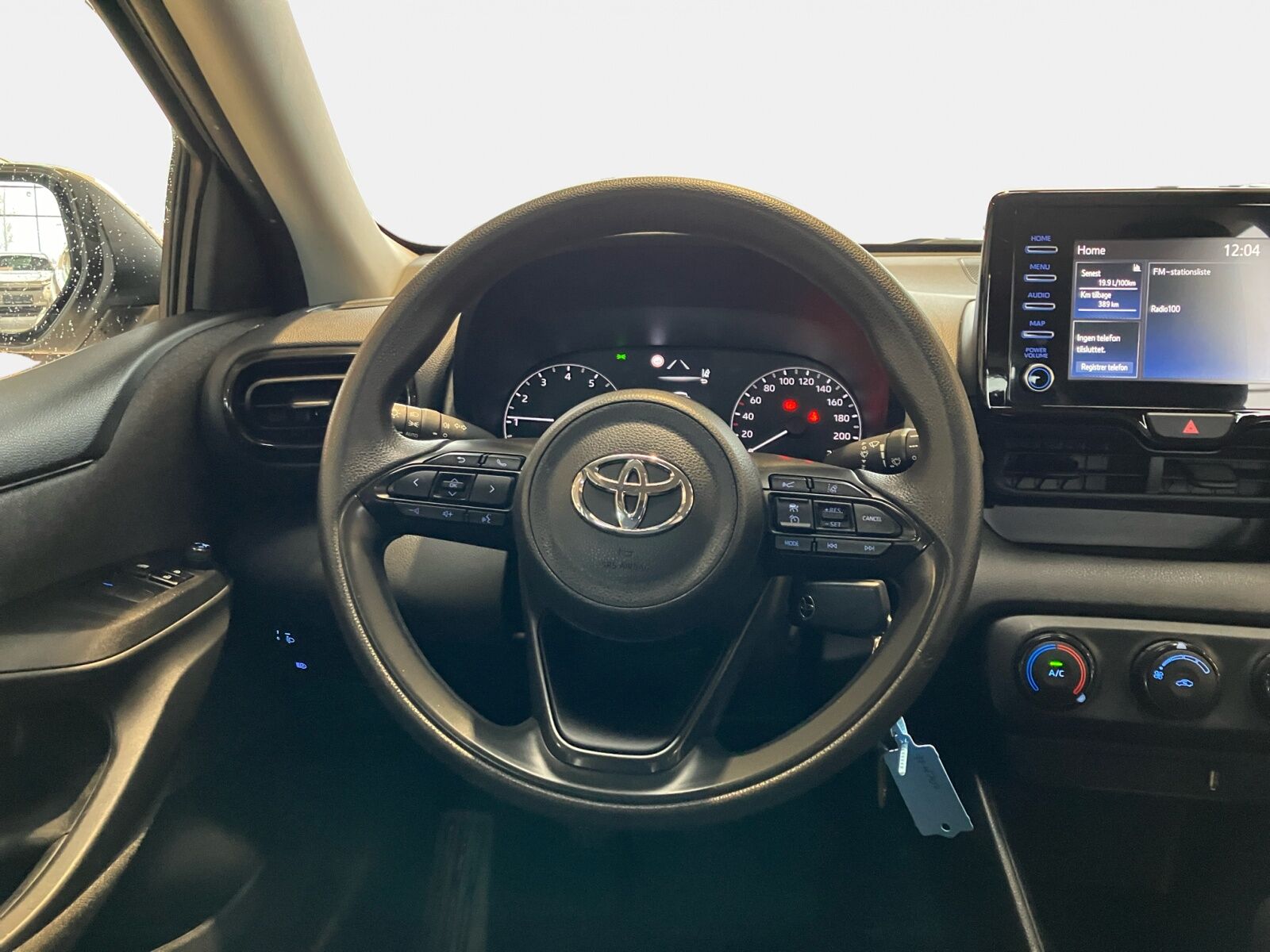 Billede af Toyota Yaris 1,0 VVT-I T1 72HK 5d