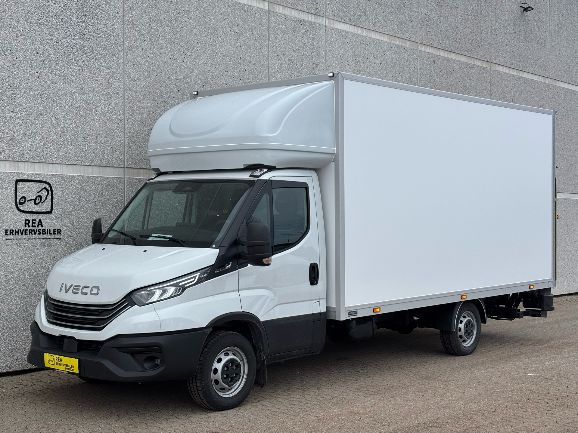 Billede af Iveco Daily 35S18 4800mm 3,0 D 176HK Ladv./Chas. 8g Aut.