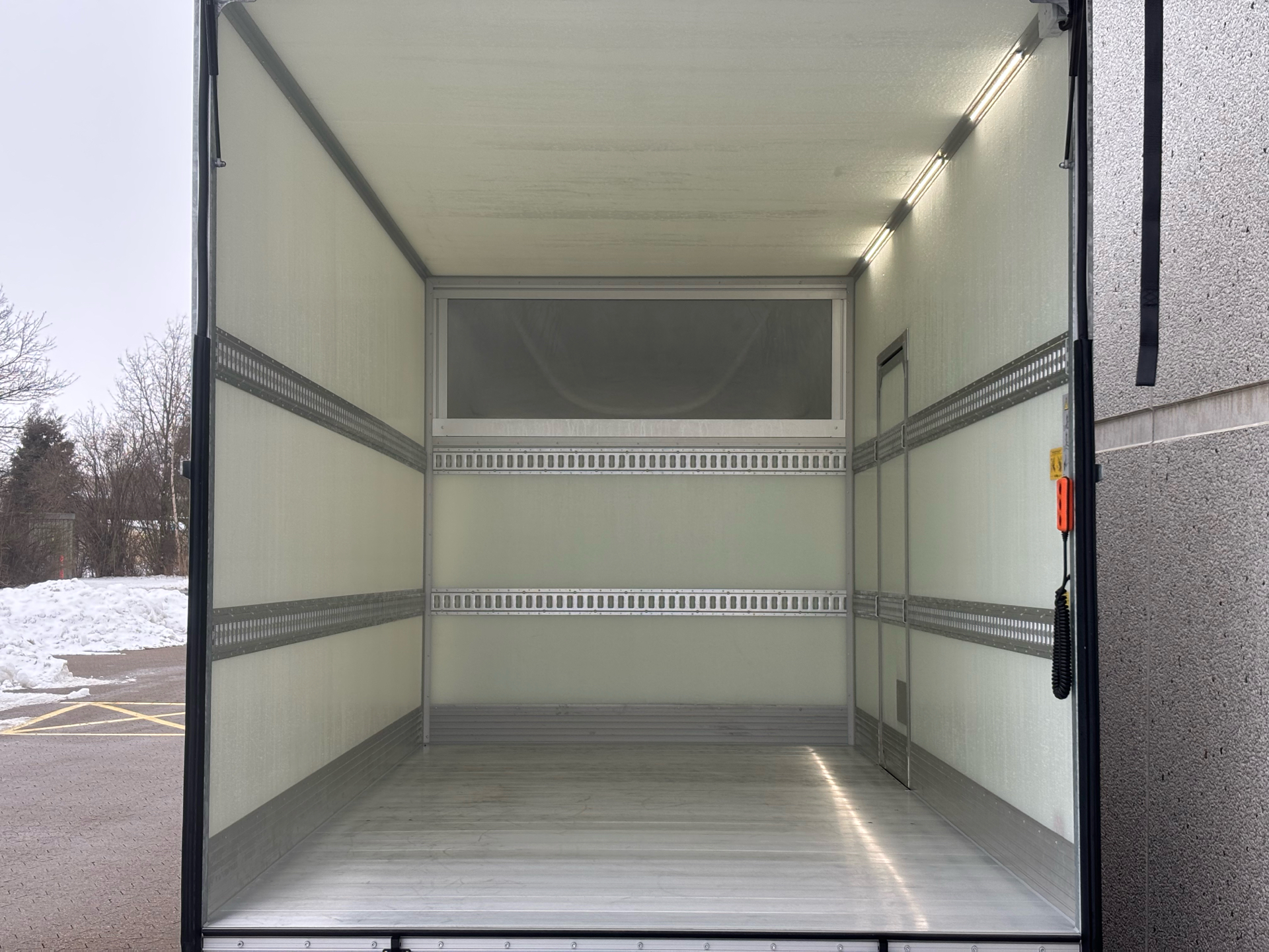 Billede af Iveco Daily 35S18 4800mm 3,0 D 176HK Ladv./Chas. 8g Aut.