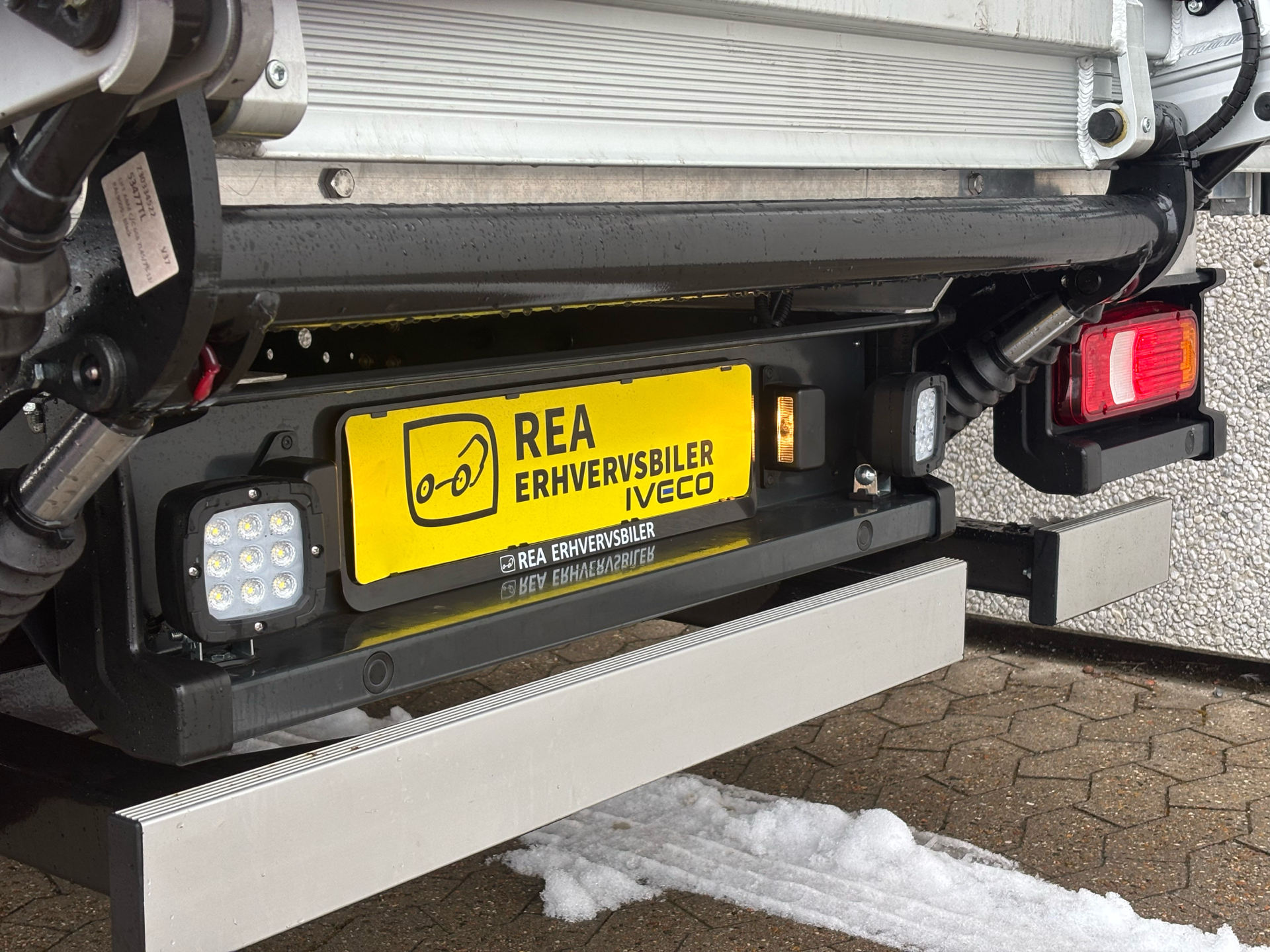 Billede af Iveco Daily 35S18 4800mm 3,0 D 176HK Ladv./Chas. 8g Aut.