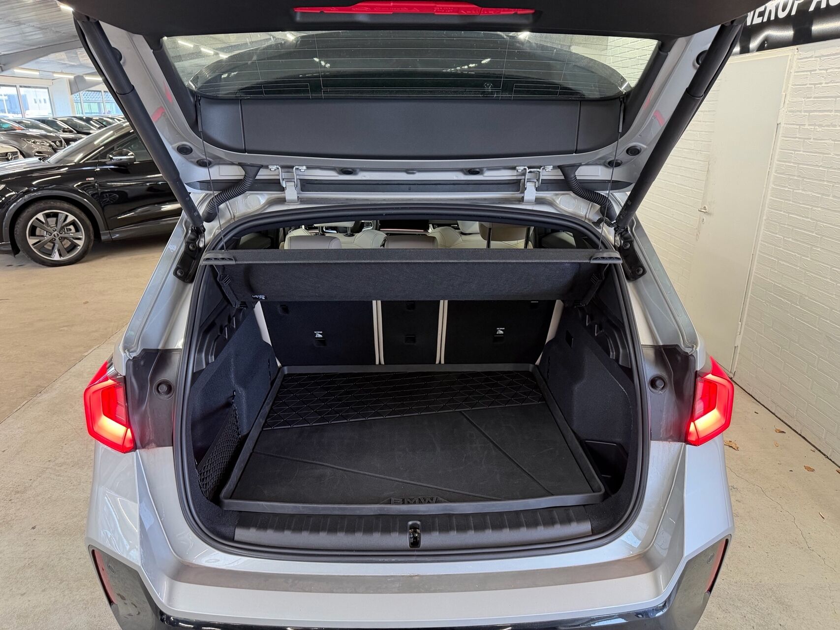 Billede af BMW iX1 xDrive30 EL M-Sport 4x4 313HK 5d Aut.