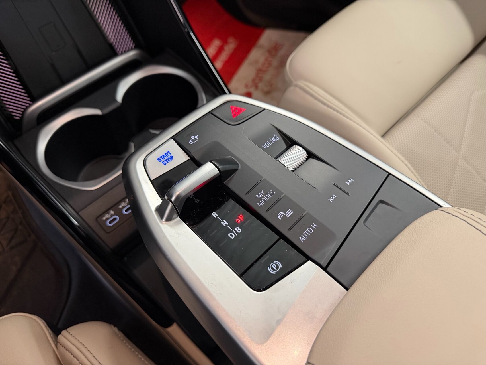 Billede af BMW iX1 xDrive30 EL M-Sport 4x4 313HK 5d Aut.