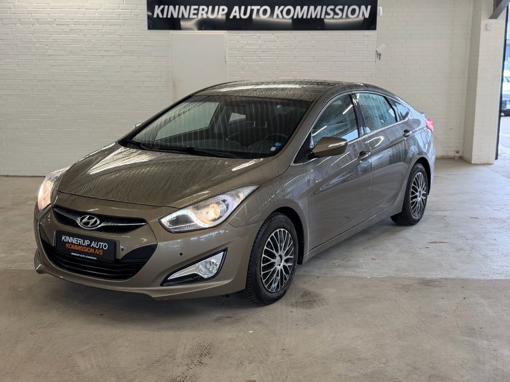 Billede af Hyundai i40 1,7 CRDi Premium 136HK 6g Aut.