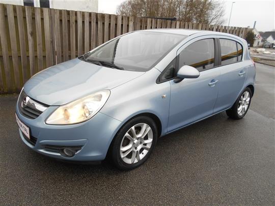 Opel Corsa 1,4 Twinport Cosmo 90HK 5d