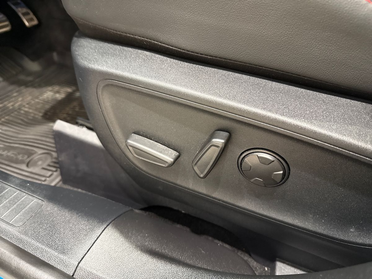 Billede af Ford Kuga 2,5 Plugin-hybrid ST-Line X CVT 243HK 5d Aut.