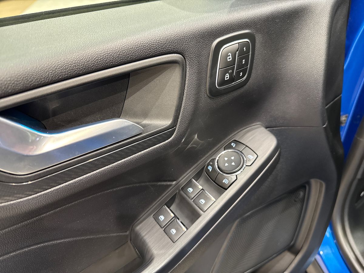 Billede af Ford Kuga 2,5 Plugin-hybrid ST-Line X CVT 243HK 5d Aut.