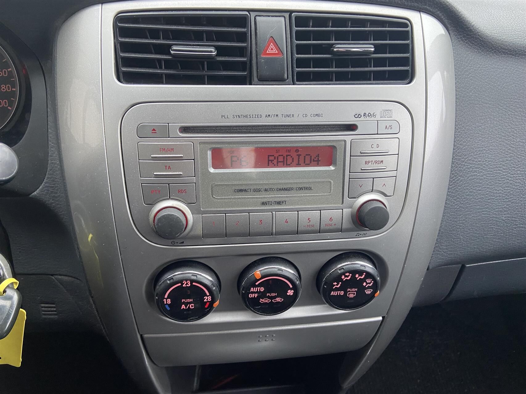 Billede af Suzuki Liana 1,6 GLX 106HK 5d