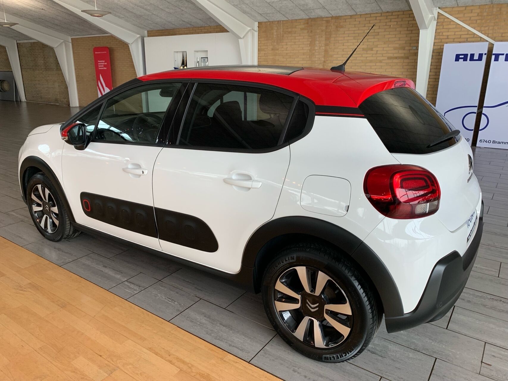 Billede af Citroën C3 1,2 PureTech Triumph 82HK 5d