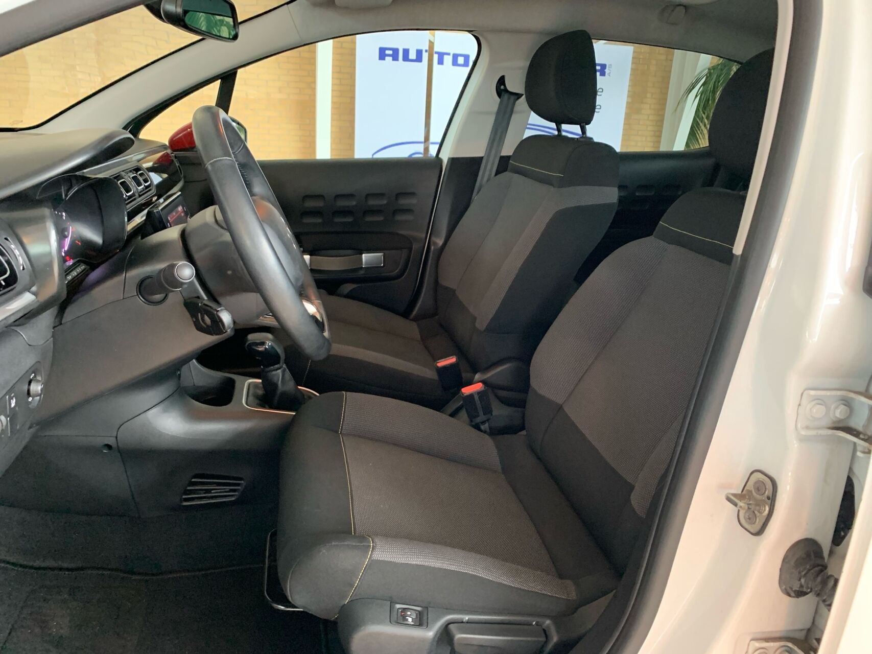 Billede af Citroën C3 1,2 PureTech Triumph 82HK 5d