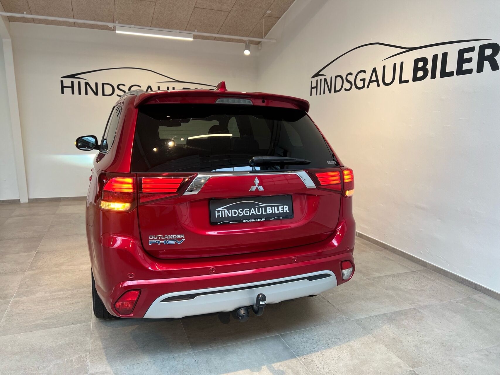 Billede af Mitsubishi Outlander 2,4 PHEV  Plugin-hybrid Instyle 4WD 224HK 5d 6g Trinl. Gear