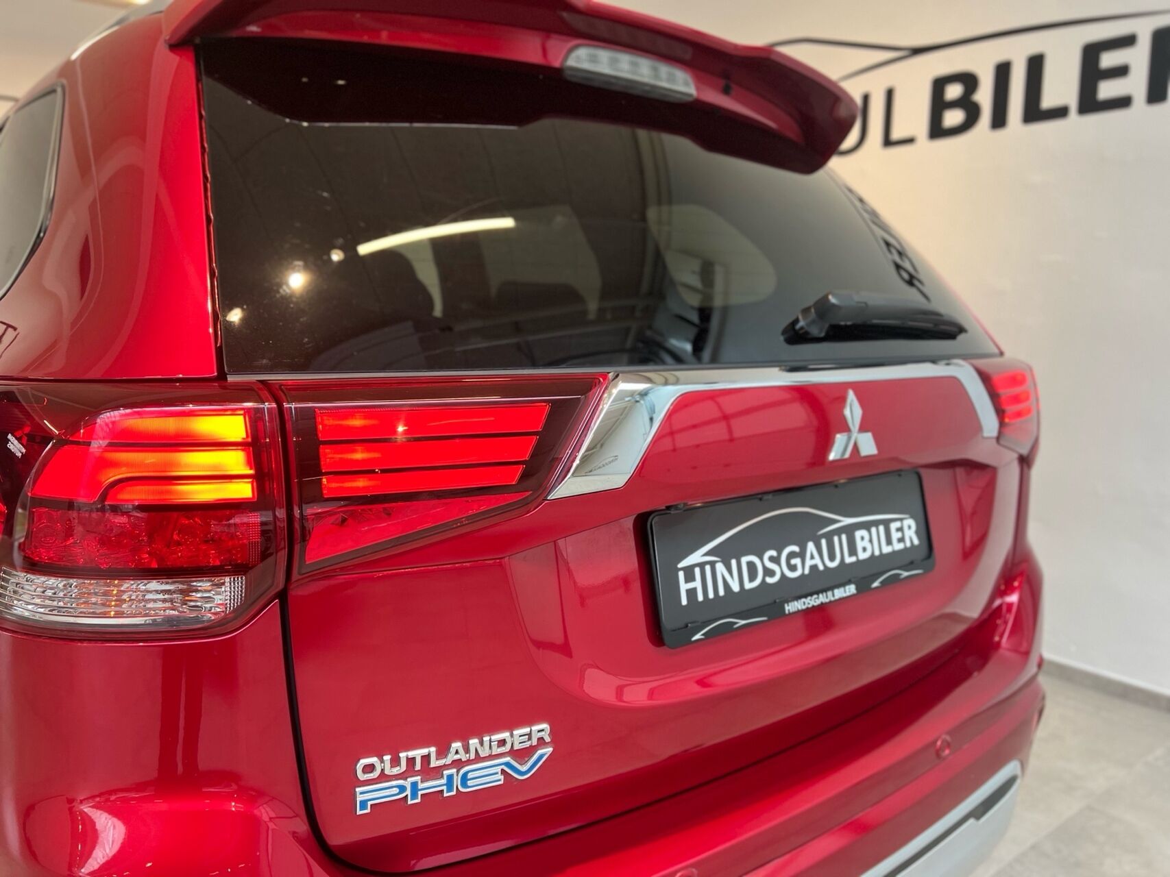 Billede af Mitsubishi Outlander 2,4 PHEV  Plugin-hybrid Instyle 4WD 224HK 5d 6g Trinl. Gear