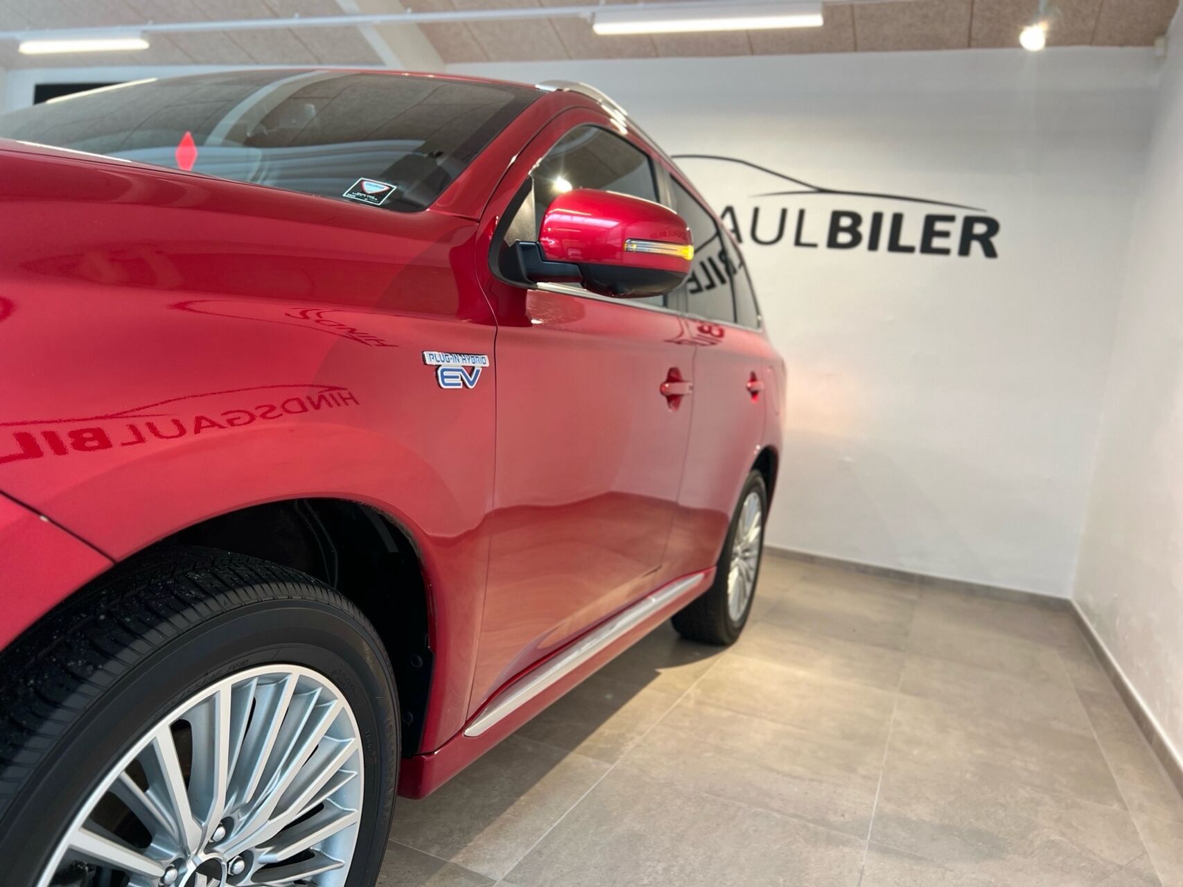 Billede af Mitsubishi Outlander 2,4 PHEV  Plugin-hybrid Instyle 4WD 224HK 5d 6g Trinl. Gear