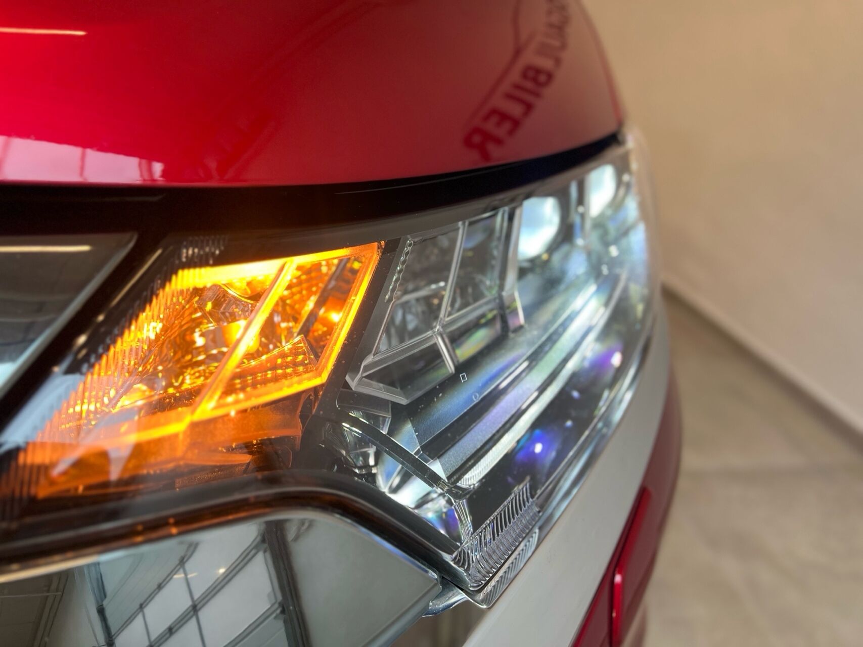 Billede af Mitsubishi Outlander 2,4 PHEV  Plugin-hybrid Instyle 4WD 224HK 5d 6g Trinl. Gear