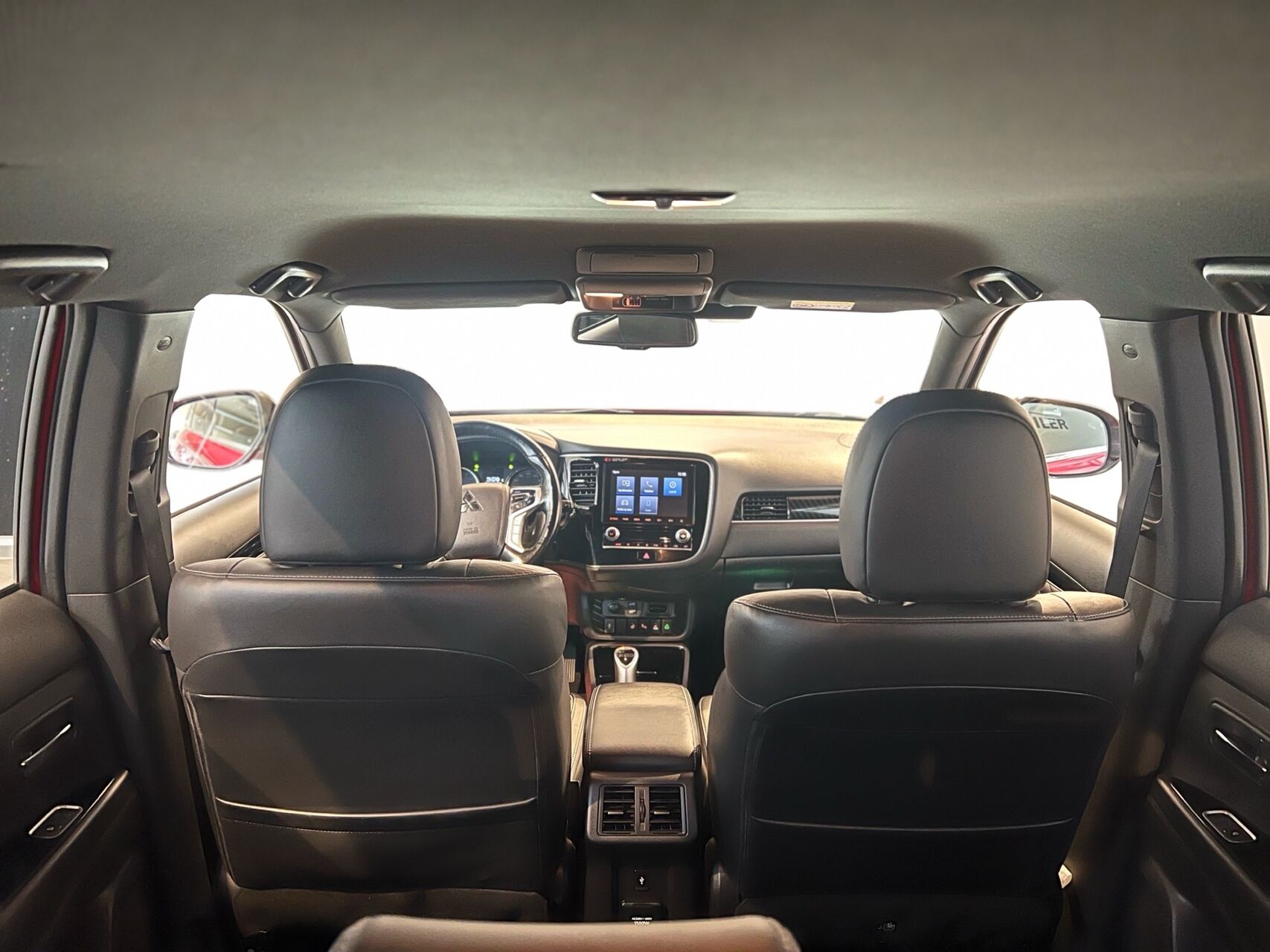 Billede af Mitsubishi Outlander 2,4 PHEV  Plugin-hybrid Instyle 4WD 224HK 5d 6g Trinl. Gear