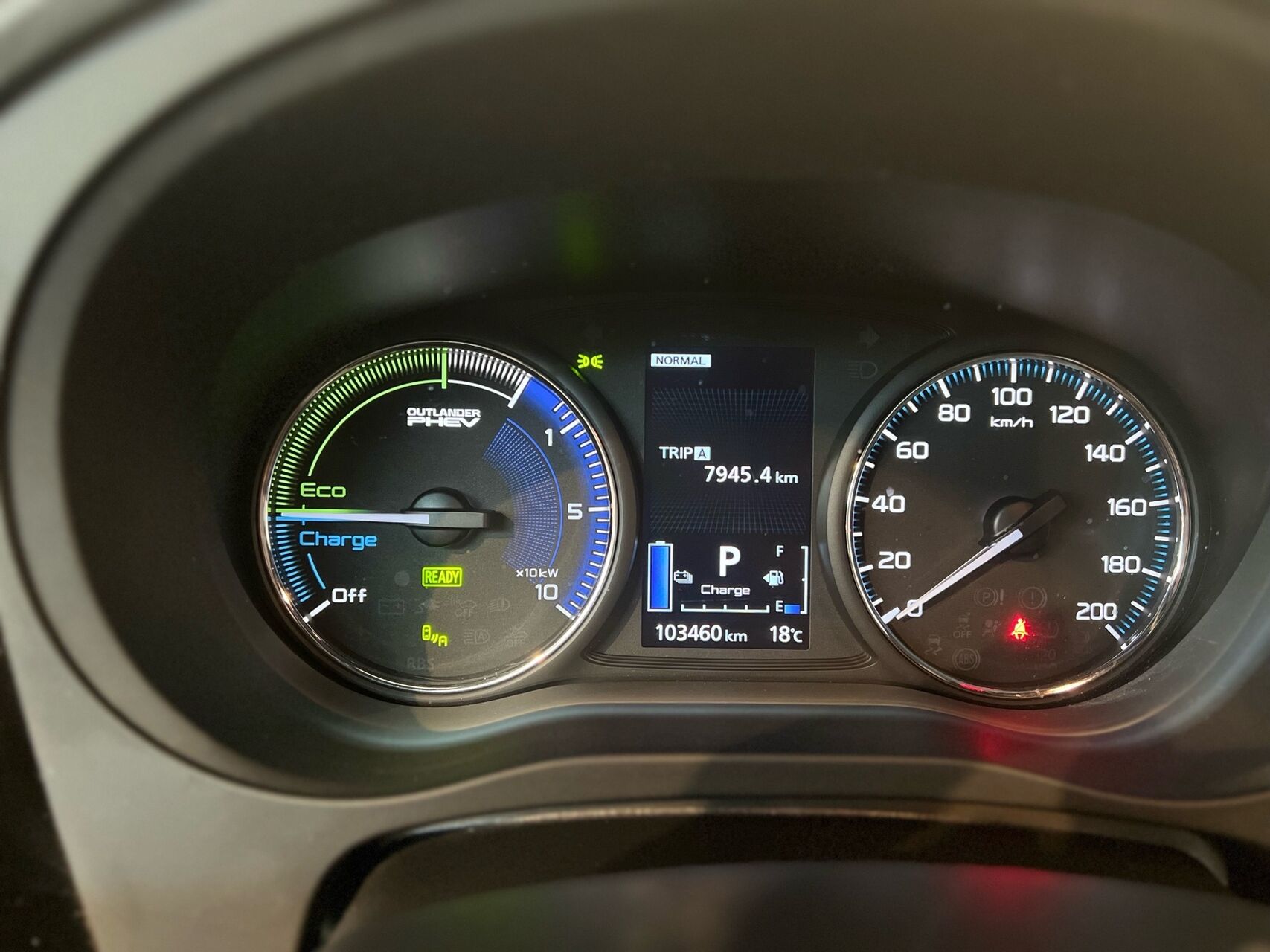 Billede af Mitsubishi Outlander 2,4 PHEV  Plugin-hybrid Instyle 4WD 224HK 5d 6g Trinl. Gear