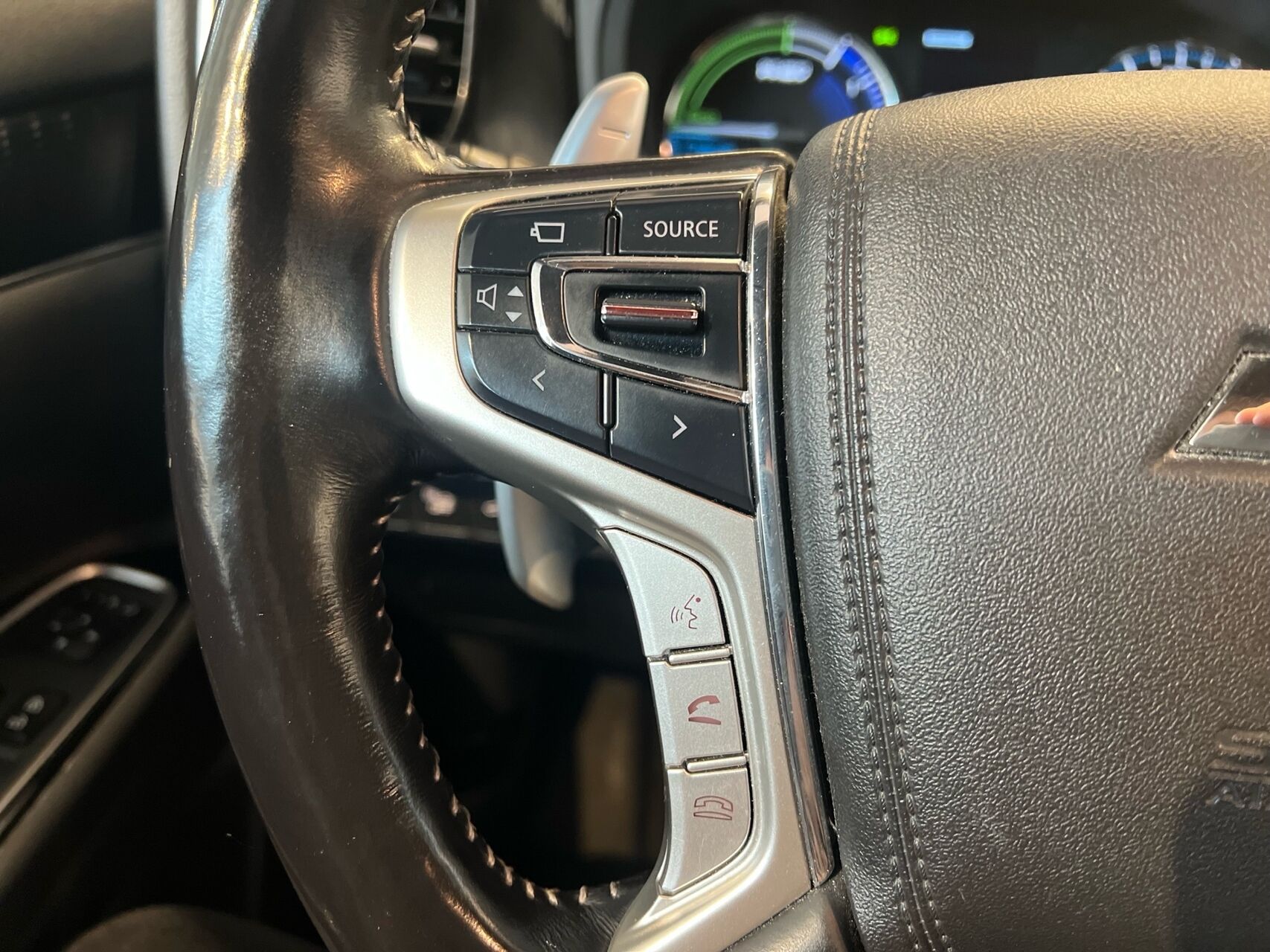 Billede af Mitsubishi Outlander 2,4 PHEV  Plugin-hybrid Instyle 4WD 224HK 5d 6g Trinl. Gear