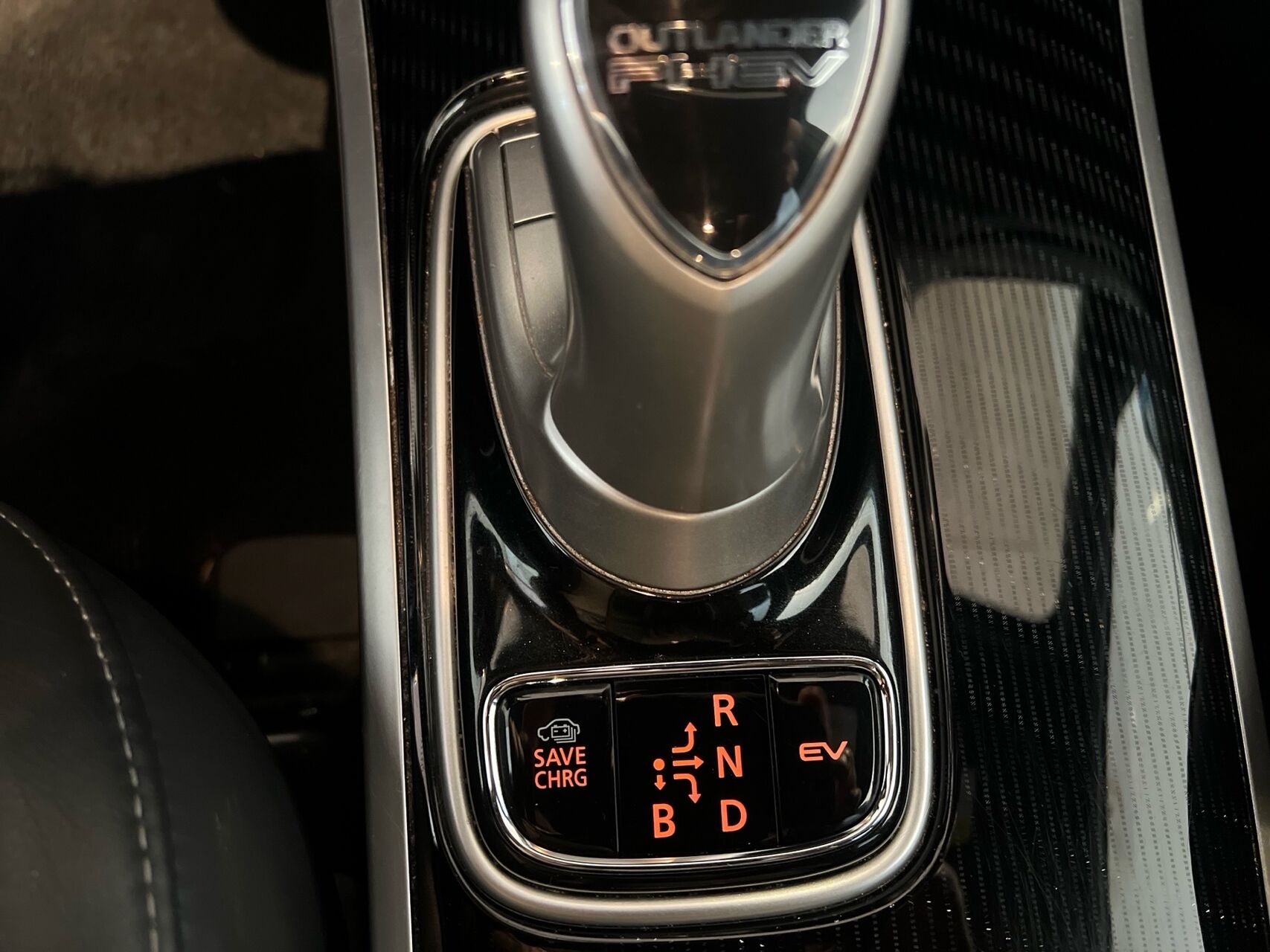 Billede af Mitsubishi Outlander 2,4 PHEV  Plugin-hybrid Instyle 4WD 224HK 5d 6g Trinl. Gear