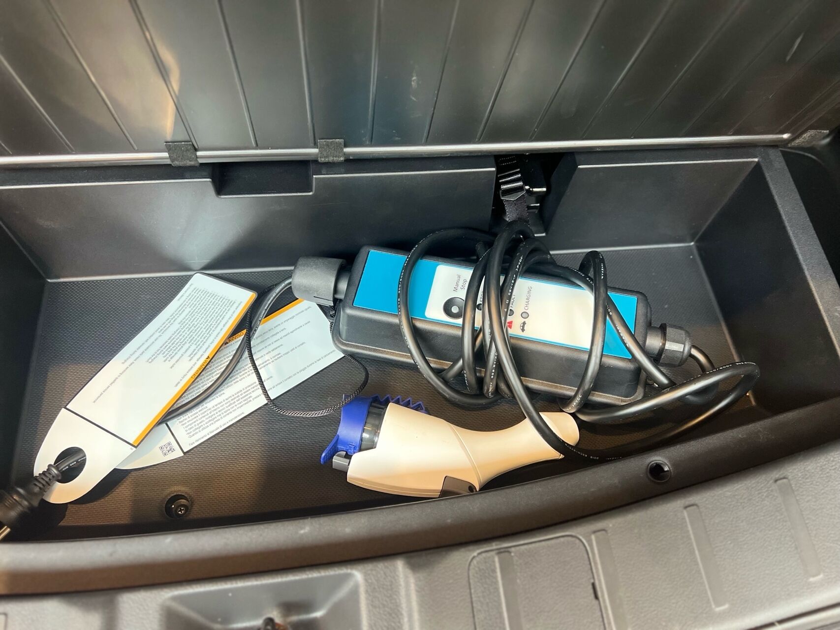 Billede af Mitsubishi Outlander 2,4 PHEV  Plugin-hybrid Instyle 4WD 224HK 5d 6g Trinl. Gear