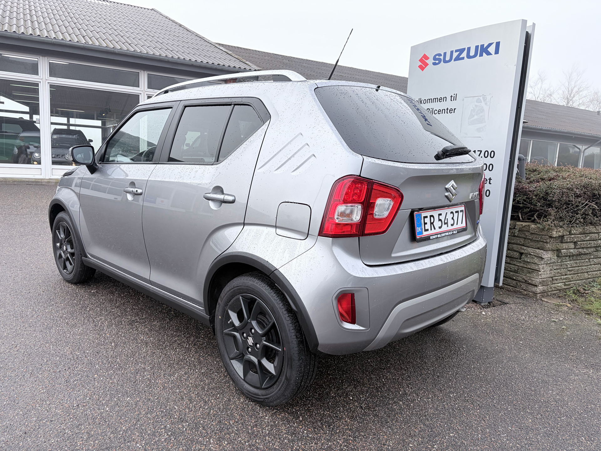 Billede af Suzuki Ignis 1,2 Dualjet  Mild hybrid Adventure CVT 83HK 5d Aut.