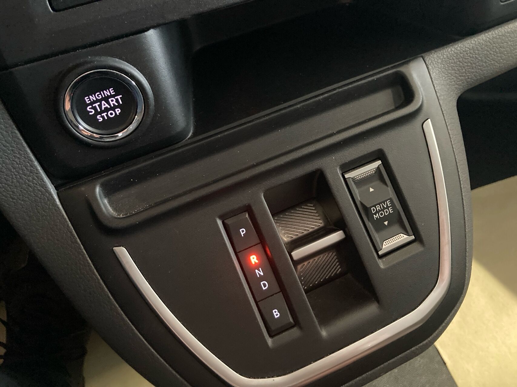 Billede af Opel Vivaro-e L3V1 EL Enjoy 136HK Van Aut.