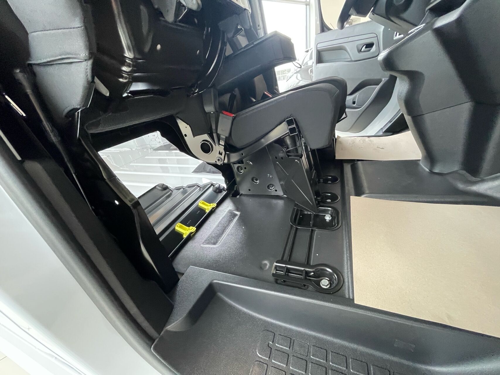 Billede af Peugeot e-Expert L3 EL Plus Limited 136HK Van Aut.