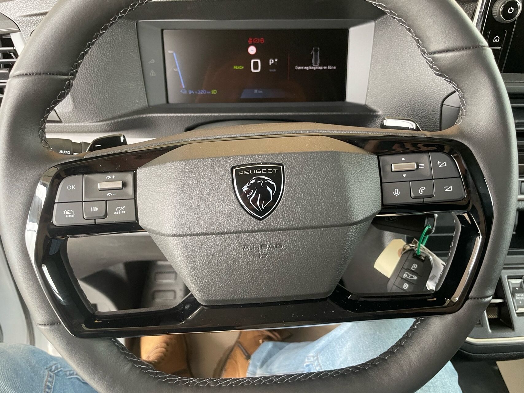 Billede af Peugeot e-Expert L3 EL Plus Limited 136HK Van Aut.