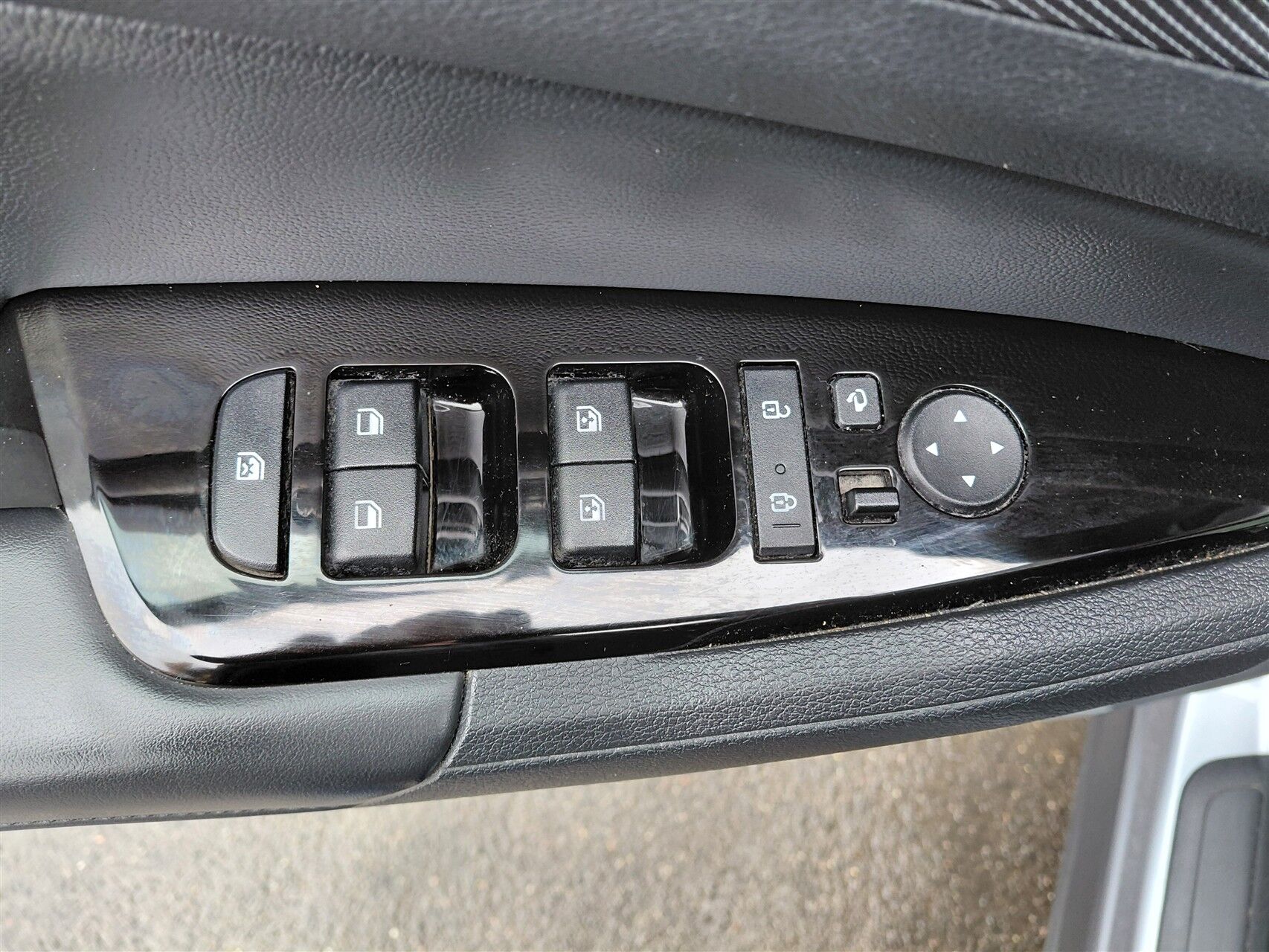 Billede af Kia Sportage 1,6 T-GDI  Plugin-hybrid Upgrade 4WD DCT 265HK 5d 6g Aut.