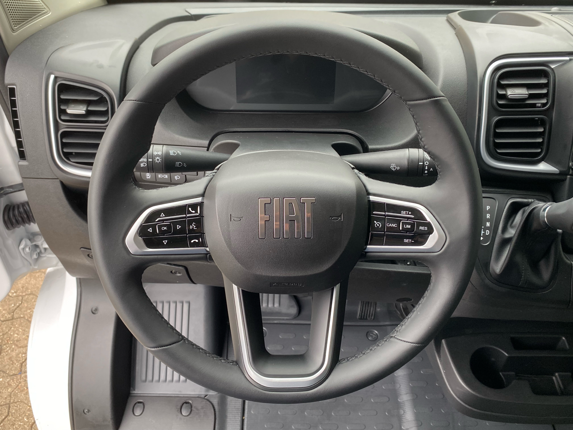 Billede af Fiat Ducato 35M L2H2 2,2 Multijet Pro 180HK Van 8g Aut.