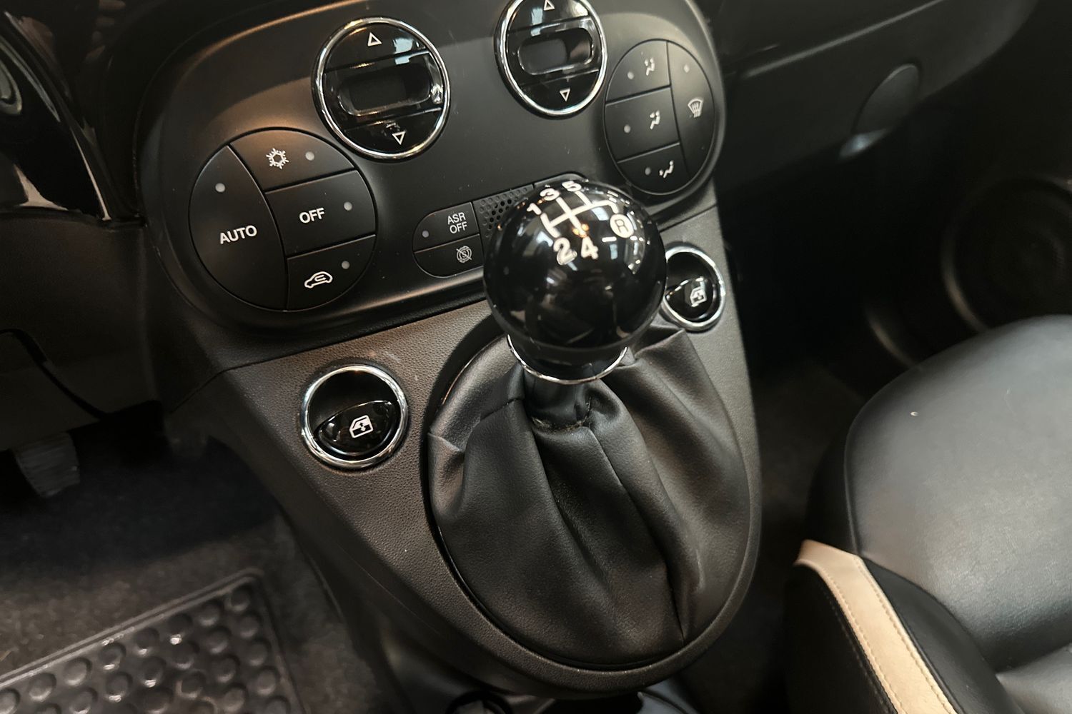 Billede af Fiat 500 1,2 Eco Black Start & Stop 69HK 3d