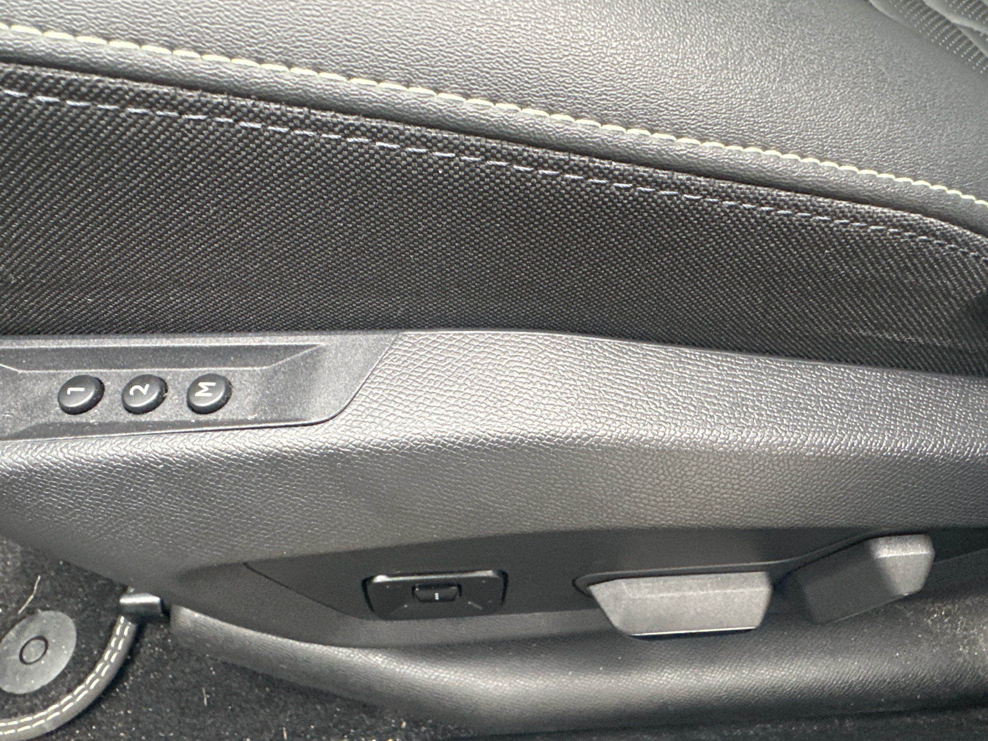 Billede af Peugeot e-5008 EL GT Pack 210HK 5d Aut.