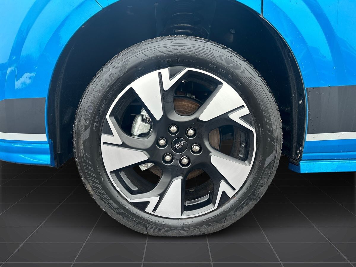 Billede af Ford E-Transit Custom 340 L2H1 EL Sport 218HK Van Aut.