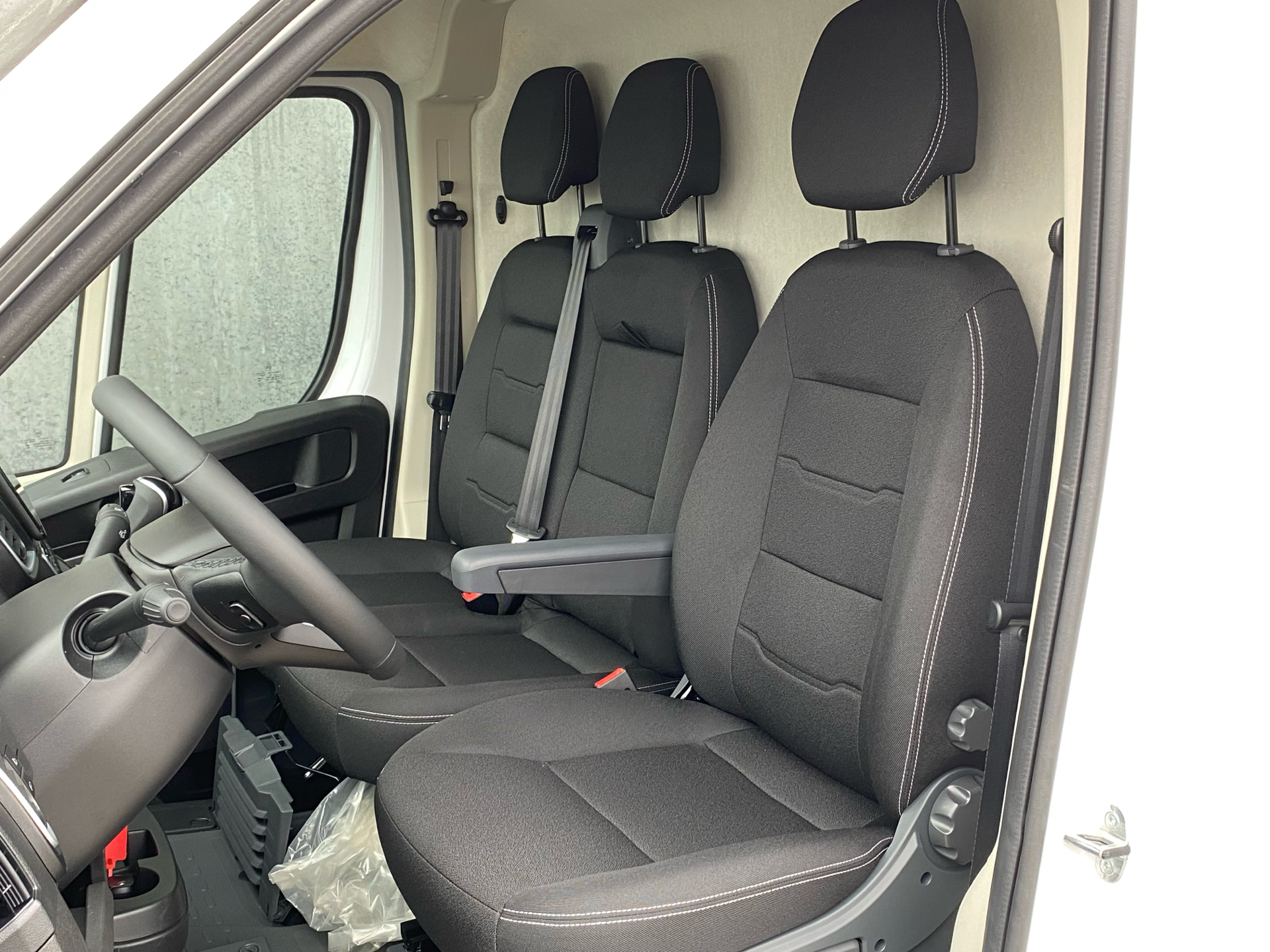 Billede af Fiat Ducato 35M L2H2 2,2 Multijet Pro 180HK Van 8g Aut.
